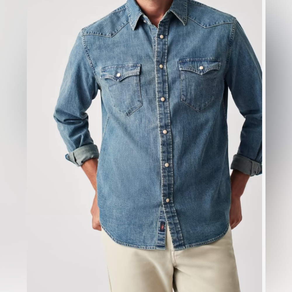 Faherty Blue Denim Casual Button Down Shirt